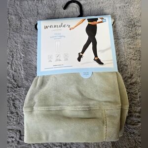 Wander by HOTTOTTIES Seagrass Velour Legging In XL